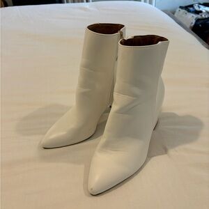 White Heeled Boots, Size 8